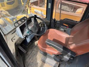 Chargeuse sur pneus Komatsu WA470-3 d'occasion, d'origine japonaise, 22,3 tonnes, capacité de la benne de 4,2 m³, avec moteur Komatsu d'origine - Product Image 6