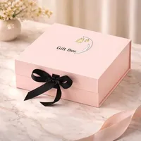 Boîte cadeau magnétique de luxe personnalisée, emballage de montre en carton premium avec logo en relief, fabricant et fournisseur OEM au Vietnam