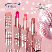 Großhandel Maßgefertigte Luxuriöse Goldene Quadratische Lippenstift-Hülse mit Pumpe und 3D-Noppen-Design für Hochwertige Matte Verpackung