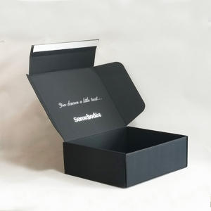 Cajas de envío cuadradas con logotipo personalizado Cajas de regalo de correo reutilizables para gorras de ropa - Product Image 1