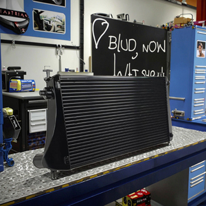 Radiateur universel en aluminium de refroidisseur intermédiaire de plaque de barre d'entrée sur mesure pour VW <span class=keywords><strong>Golf</strong></span> 7 GTI <span class=keywords><strong>R</strong></span> MK7 1.8T 2.0T montage avant pour A3 S3 - Product Image 1