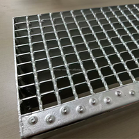 Marchepieds en acier au carbone galvanisé à chaud, anti-corrosion, à dents, antidérapants, pour escaliers industriels extérieurs