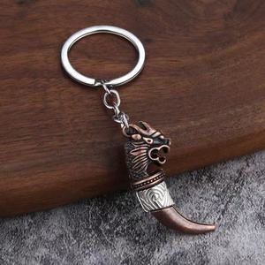 Porte-clés dent de loup tribal de style ethnique <span class=keywords><strong>mousqueton</strong></span> en métal vintage avec style dessin animé imprimé UV pour veste de sac de voiture - Product Image 6