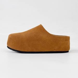 รองเท้าบิร์เคนแฟชั่นแบบสวม  วัสดุหนังกลับระบายอากาศได้ดี  ลายดอกไม้  รับผลิตแบบ OEM/ODM สำหรับผู้ชายและผู้หญิง - Product Image 3