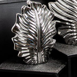 Jarrón de Cerámica Plateado Moderno, Modelo 'Monstera', para Mesa, L 11cm, W 37cm, H 45cm (Modelo 920947485) - Product Image 4