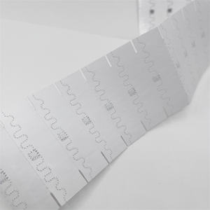 Etiqueta RFID Seca GSC GEN 2 ISO18000 6C con Código U 8, 94x24mm, Distancia de Lectura de 10m, Resistente al Agua, para Inventario de Ropa y Cadena de Suministro - Product Image 5