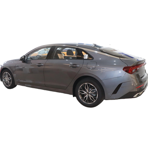 Voiture d'occasion T5 2022-2026 pour berline K5 automatique avec moteur essence, caméra de recul, conduite à gauche, neuve de Chine - Product Image 1