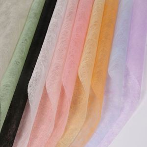 Papier d'emballage pour bouquet de fleurs en tissu non tissé imperméable 58*58cm - Product Image 2