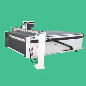 CNC 1625 1825 machine de découpe de nappe de rideau de tissu d'habillement