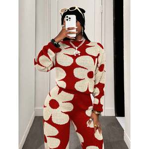 Ensemble décontracté pour femme : pantalon en maille à motif floral avec taille élastique, motif rouge et blanc, couleur abricot, taille S, longueur complète - Product Image 5