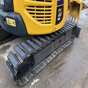 Excavatrice Komatsu Pc40MR d'occasion, modèle 2022, poids opérationnel de 4 tonnes, avec moteur, boîte de vitesses, PLC et bonnes performances - Product Image 5