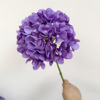 Bunga Hydrangea Sutra Buatan Realistis Grosir dengan Batang - Dekorasi Natal, Pernikahan, Hari Ibu & Paskah