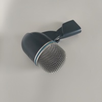Microphone de batterie dynamique en forme de cœur à basse fréquence pour les performances sur scène, le streaming en direct et l'enregistrement