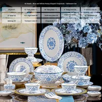 Ensemble de bols et d'assiettes en céramique de luxe de Jingdezhen, nouveau motif végétal chinois, émail bleu et blanc, passe au micro-ondes, cadeaux pour les mariages et les célébrations