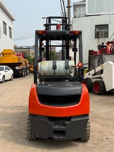 Chariot élévateur Toyota d'origine japonaise 7FG30 2.5 3 3.5 5 tonnes, double carburant GPL 8FG30, avec mât libre en option, livraison directe usine - Product Image 5