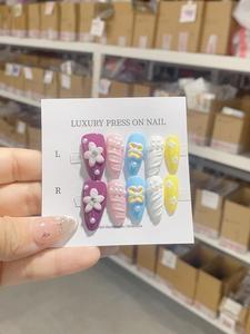 <span class=keywords><strong>Uñas</strong></span> Acrílicas Francesas 3D, Estilo Princesa Dulce y Linda, Removibles, Reutilizables, Forma Almendrada y Ataúd, Hechas a Mano - Product Image 2