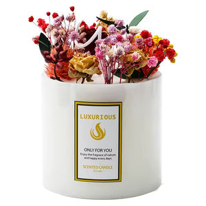 Vela Aromática de Cera de Soya Hecha a Mano de Lujo con Flores Secas, Aromaterapia de Alta Calidad, Decoración para el Hogar, Venta al por Mayor de Fábrica para Año Nuevo - Product Image 3