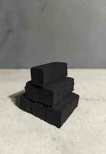 Charbon de coco 100% naturel en briquettes pour chicha, qualité supérieure, forme rectangulaire, durée de combustion de 2,5 heures, teneur en cendres de 1,0% à 3,0% - Product Image 2
