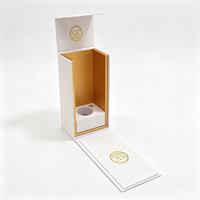 Boîte à parfum de luxe avec logo personnalisé, couvercle magnétique, boîte rigide haute pour flacon de parfum, emballage cadeau avec insert intérieur