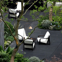 Ensemble de canapés d'extérieur de luxe moderne avec table basse, mobilier de jardin modulaire pour projets hôteliers, villas et complexes, canapé de patio à assise profonde