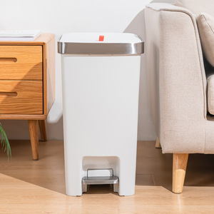 Rectangular Foot Operated Trash Can <b>With</b> <b>Lid</b> 3 Kg Indoor Waste <b>Bin</b> For Home Use - Product Image 1