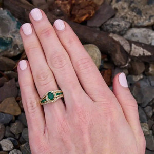 Anello con Zircone Stile Smeraldo per Donne, Elegante Gioiello da Dito alla Moda - Product Image 2