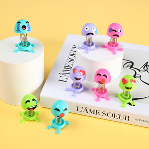 Jouet d'elfe rebondissant amusant en plastique avec expressions pour enfants de 2 à 4 ans, petite taille, jouet anti-stress unisexe - Product Image 1