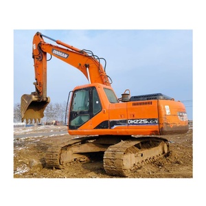 รถขุด Doosan 225 มือสองนำเข้า เครื่องยนต์ Cummins ปั๊มไฮดรอลิก ชั่วโมงการทำงานต่ำ รับประกัน 2 ปี ราคาถูก - Product Image 1