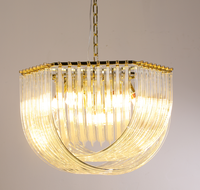 Lampe européenne moderne de taille moyenne, design unique, luminaires suspendus en verre en forme de U, dorés et luxueux, pour hôtel, mariage, salon