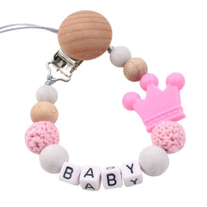 <span class=keywords><strong>Chupete</strong></span> de silicona personalizado para bebé, clip hecho <span class=keywords><strong>a</strong></span> mano, cuentas de ganchillo personalizadas, corona de silicona, soporte de cadena para <span class=keywords><strong>chupete</strong></span> - Product Image 4