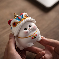 Petite figurine en céramique style chinois, Danse du lion et Chat porte-bonheur, Décoration mignonne pour salon, bureau et voiture