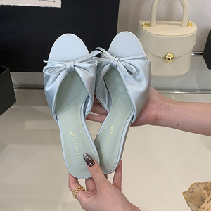 Nouvelles Sandales d'Été 2025 pour Femmes : Élégance et Confort avec Nœud et Petit Talon Chaton - Product Image 3