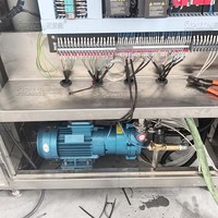 Machine d'émulsification homogénéisante sous vide industrielle 300L à moteur AC avec chauffage pour la production de dentifrice à haute viscosité et un mélange précis