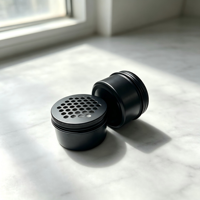 Pot en aluminium noir mat OEM 100 ml avec couvercle ventilé, conteneur métallique vide pour l'emballage de produits d'aromathérapie, de parfums solides et de soins de la peau