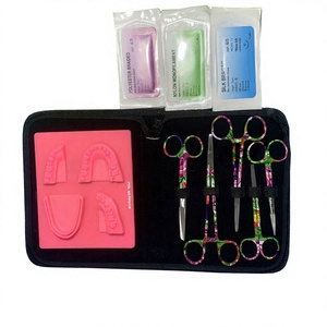 Kit d'entraînement à la suture en acier inoxydable de haute qualité, kit d'instruments chirurgicaux médicaux, kit de sutures, instruments médicaux - Product Image 1