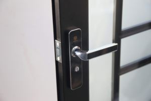 מפעל מקצועי גם חם מכירה חם מחיר טוב אלומיניום חיצוני זכוכית נדנדה דלתות צרפתית באיכות גבוהה - Product Image 2