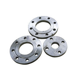 Bobines de tuyauterie préfabriquées avec brides fabriquées en Chine, pré-alignées et testées pour les projets de construction modulaire - Product Image 2