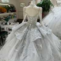 DW0022 Robes de mariée blanches Offre Spéciale pour mariée, robe de bal perlée pailletée avec broderie de luxe, appliques modernes complètes en cristal