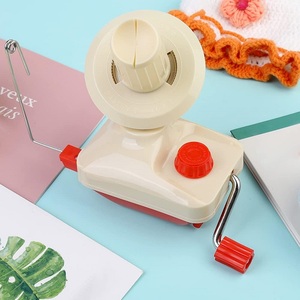 Enrollador Manual de Lana Simple al por Mayor para Hilar Hilos y Fibras - Herramienta Ecológica para Tejer y Hacer Ganchillo - Product Image 6