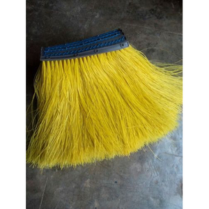 Brosse de nettoyage industrielle en plastique, poils synthétiques durables, brosse à balayer les sols, conception flexible pour usage commercial et industriel - Product Image 1