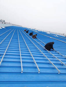 Support solaire <span class=keywords><strong>galvanisé</strong></span> à chaud non pénétrant et sans perçage pour toiture en tuiles d'acier - Product Image 3