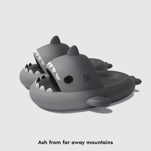 Claquettes pour enfants à motif de requin dégradé arc-en-ciel, mignonnes, antidérapantes, pour garçons et filles, à porter en intérieur en été - Product Image 5