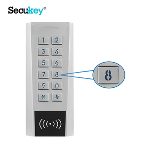 Teclado Digital Metálico Antivandálico IP66 con Retroiluminación, Doble Relé, 999 Usuarios, Código/Tarjeta EM 125KHz para Control de Acceso en Exteriores - Product Image 2