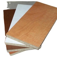 Meilleure qualité Vente directe en usine Panneau MDF uni de 18mm et panneau de fibres de bois face à la mélamine Panneau MDF pour meubles