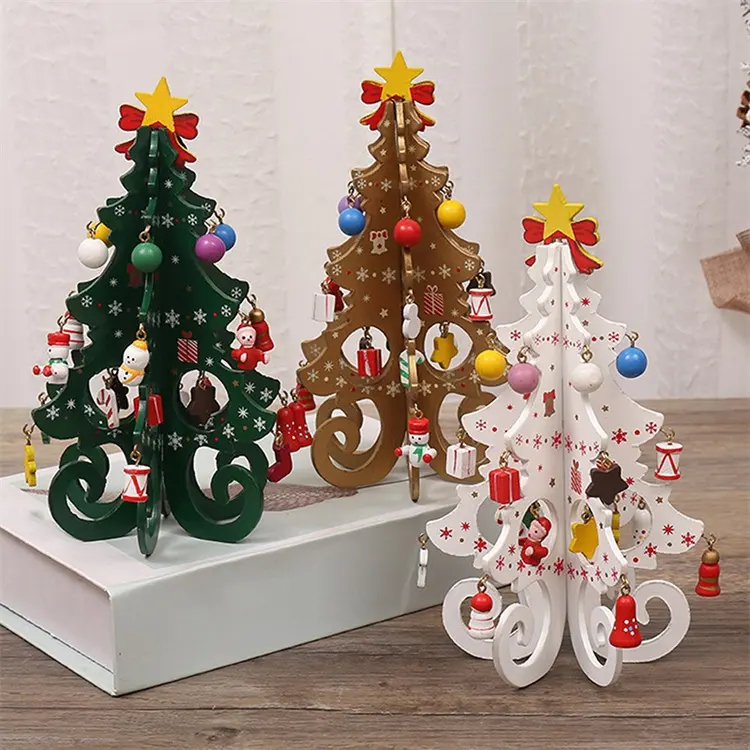 木製のクリスマスツリーの装飾品小さなペンダントと木の6つの部分大気の装飾品のセット