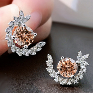 Orecchini a Forma di Spiga di Grano per Donne con Accenti in Cristallo, Eleganti Accessori Moda Quotidiana - Product Image 5