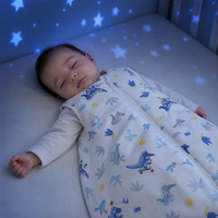 Tissu en coton imprimé numérique personnalisé, écologique, motif dinosaure et cactus, doux, respirant et respectueux de la peau, idéal pour les ensembles cadeaux bébé, les barboteuses et les vêtements pour enfants.