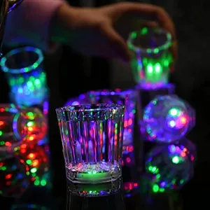 LED Automatic Flash ing Cup Sensor Leuchten Becher Wein Bier Whisky Shot Drink für Glow Christmas Party Bar Club Geburtstag Trink geschirr