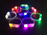 Nouveauté Bracelet LED avec logo personnalisé, activé par le son, bracelet LED clignotant