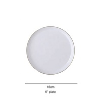 Assiettes jetables en plastique blanches de 22 cm pour dîner de mariage, bord doré, ensembles d'assiettes, vaisselle personnalisée pour restaurant